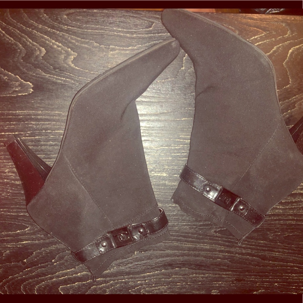 Heeled booties!
